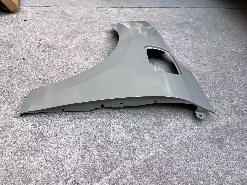 تصویر محصول گلگیر جلو چپ بستیون نات 120 کیلووات سال 2024